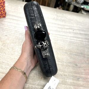 Gothic retro knuckle clutch